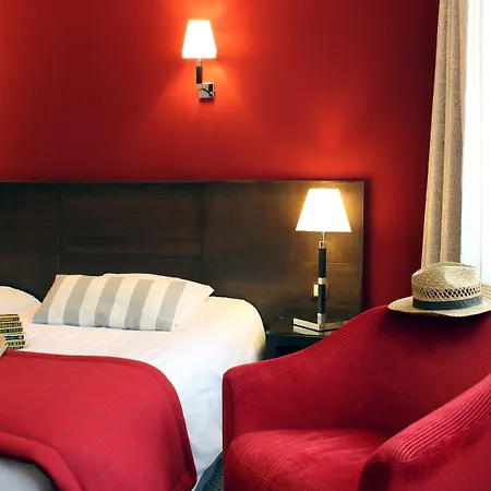 Le Manoir Paris 4*