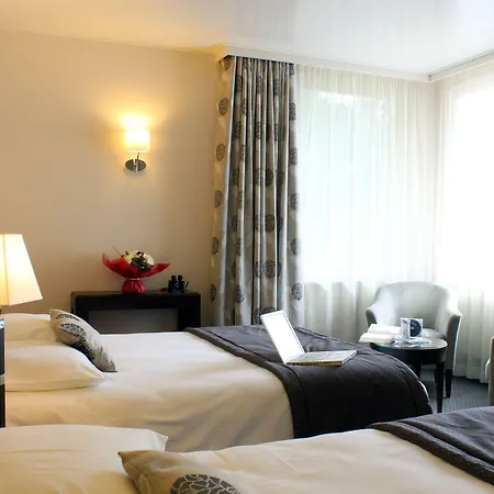 Szálloda Le Manoir Paris 4*