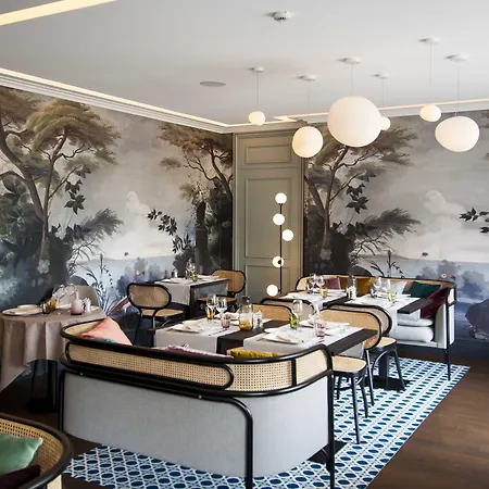 Le Manoir Paris Hotel 4*