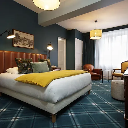 Le Manoir Paris Hotel