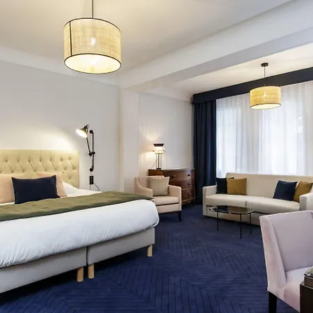 Le Manoir Paris