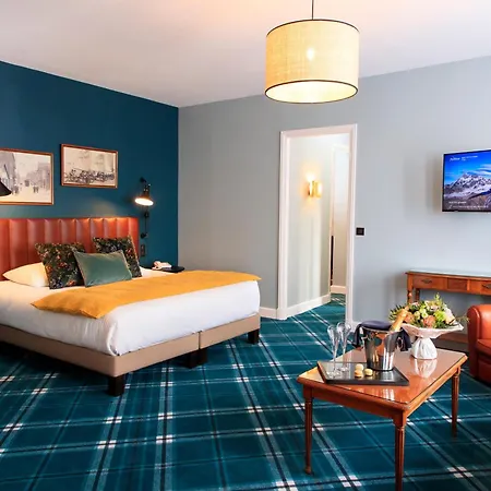 Le Manoir Paris فندق