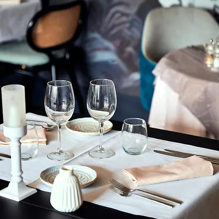 Hotel Le Manoir Paris 4*