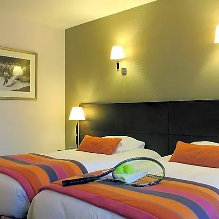 Hotel Le Manoir Paris 4*