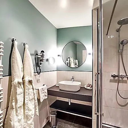 Hotel Le Manoir Paris 4*