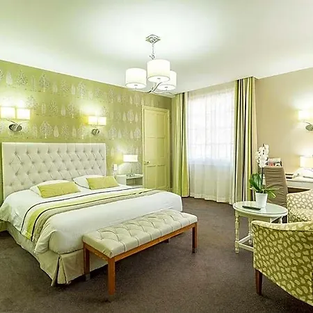 Hotel Le Manoir Paris 4*