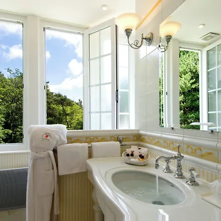 Отель Le Manoir Paris Le Touquet