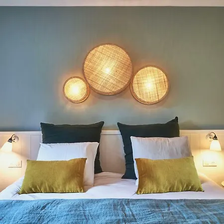 Hotel Le Manoir Paris