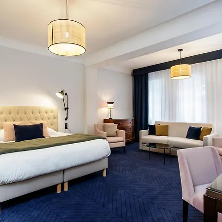 Le Manoir Paris Hotel