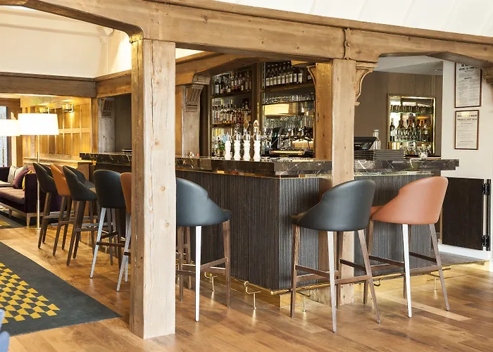 Hotel Le Manoir Paris