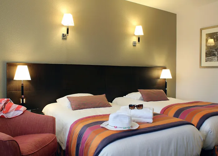 Le Manoir Paris Hotel