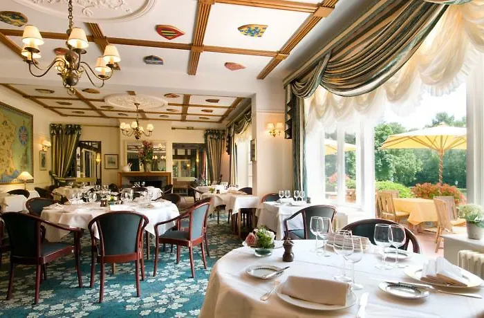 Hotel Le Manoir Paris